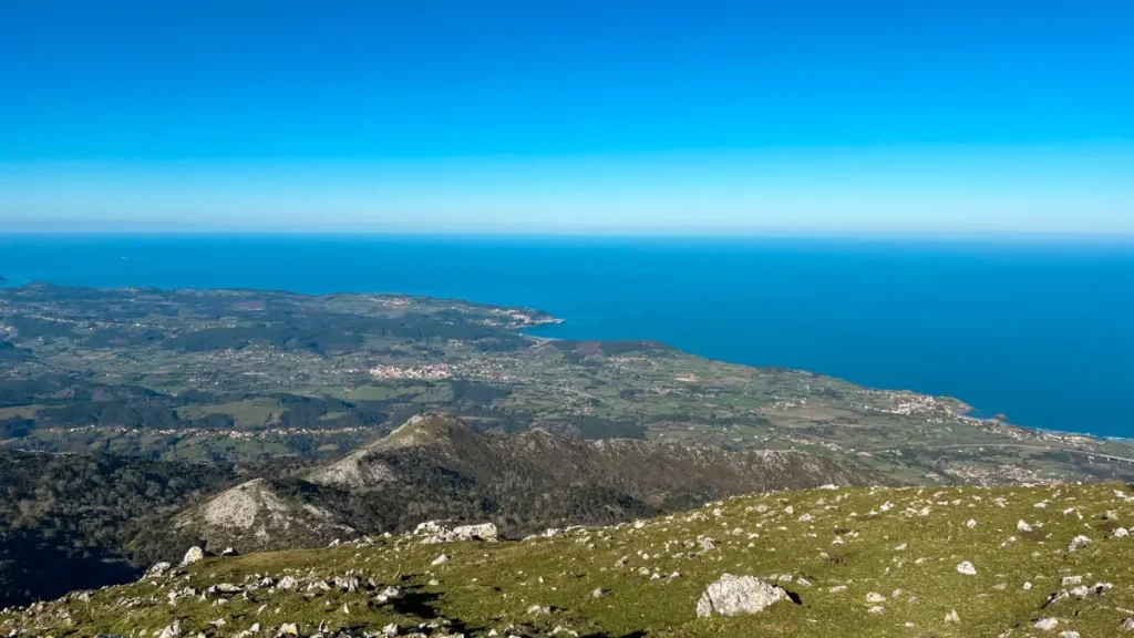Ruta-Pico-Pienzu-desde-el-Mirador-del-Fitu-rutas-de-senderismo-asturias (3)