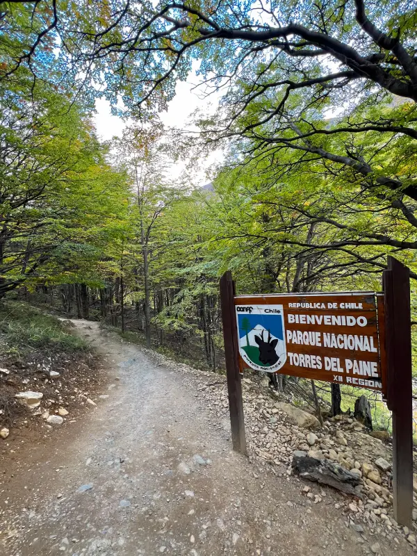 Circuito-W-en-Torres-del-Paine-Patagonia-Chile-parque-nacional