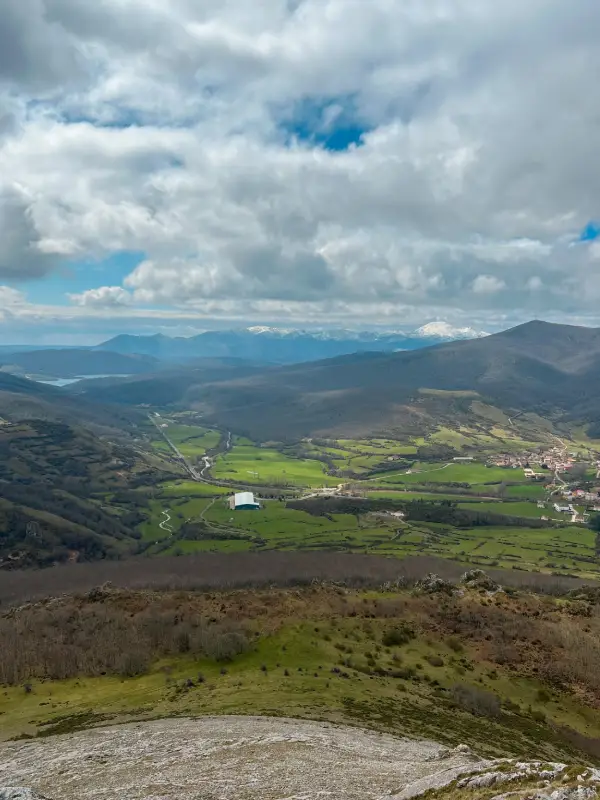 turismo-rural-en-palencia-vistas-la-pernia