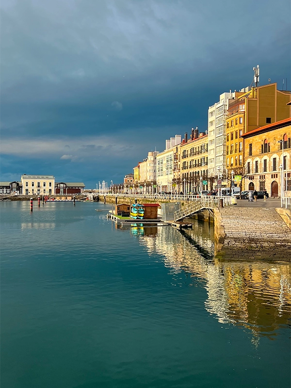 que-ver-y-hacer-en-gijon-guia-completa-puerto-deportivo que-ver-y-hacer-en-gijon-guia-completa-puerto-deportivo