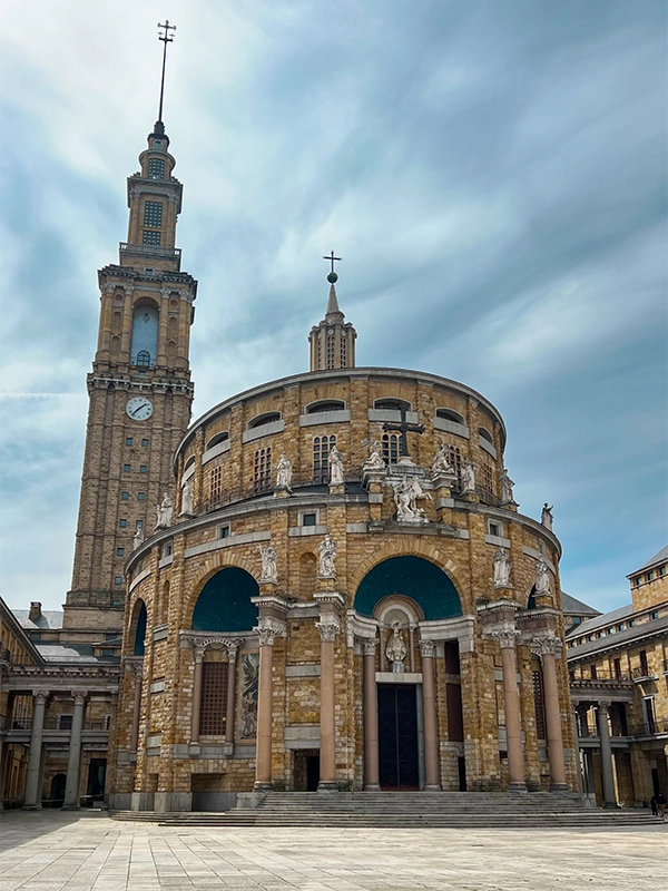 que-ver-y-hacer-en-gijon-guia-completa-universidad-laboral que-ver-y-hacer-en-gijon-guia-completa-universidad-laboral